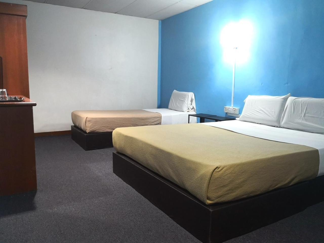 Hotel Seri Kota Satu Kota Tinggi Zewnętrze zdjęcie